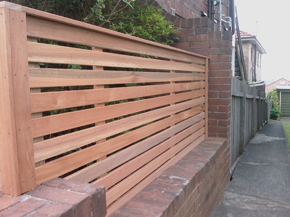 #nivoslider-215-caption-8