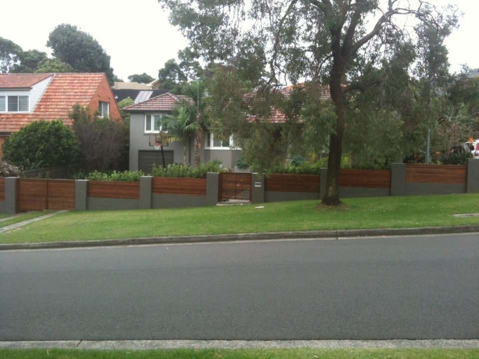 #nivoslider-215-caption-2