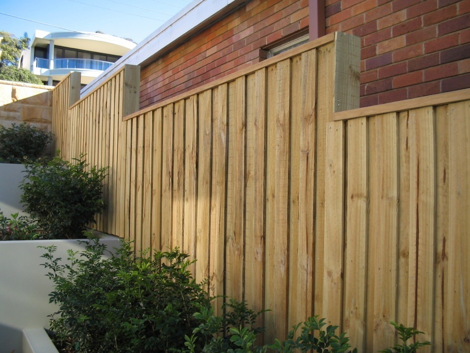 Lapped & Capped Fences Farr Fencing