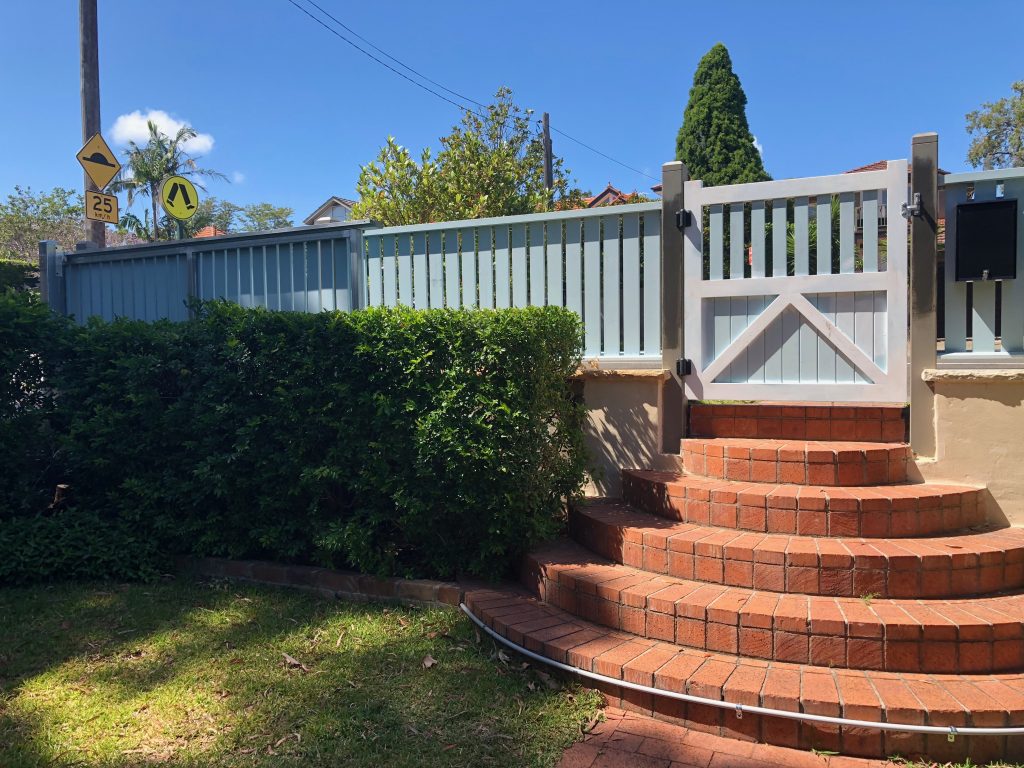 Gate mosman